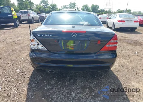 2001 Mercedes-Benz Slk 320 z USA, uszkodzony, nr VIN WDBKK65F91F183589